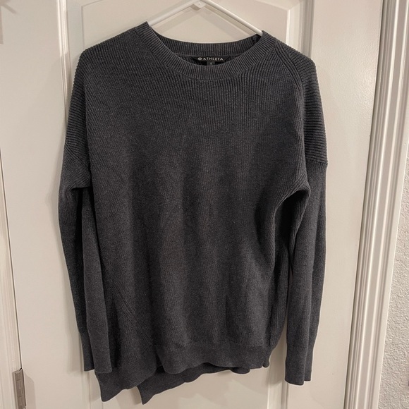 ATHLETA Asymmetrical Hem Crewneck Pullover Sweater. - Picture 3 of 7